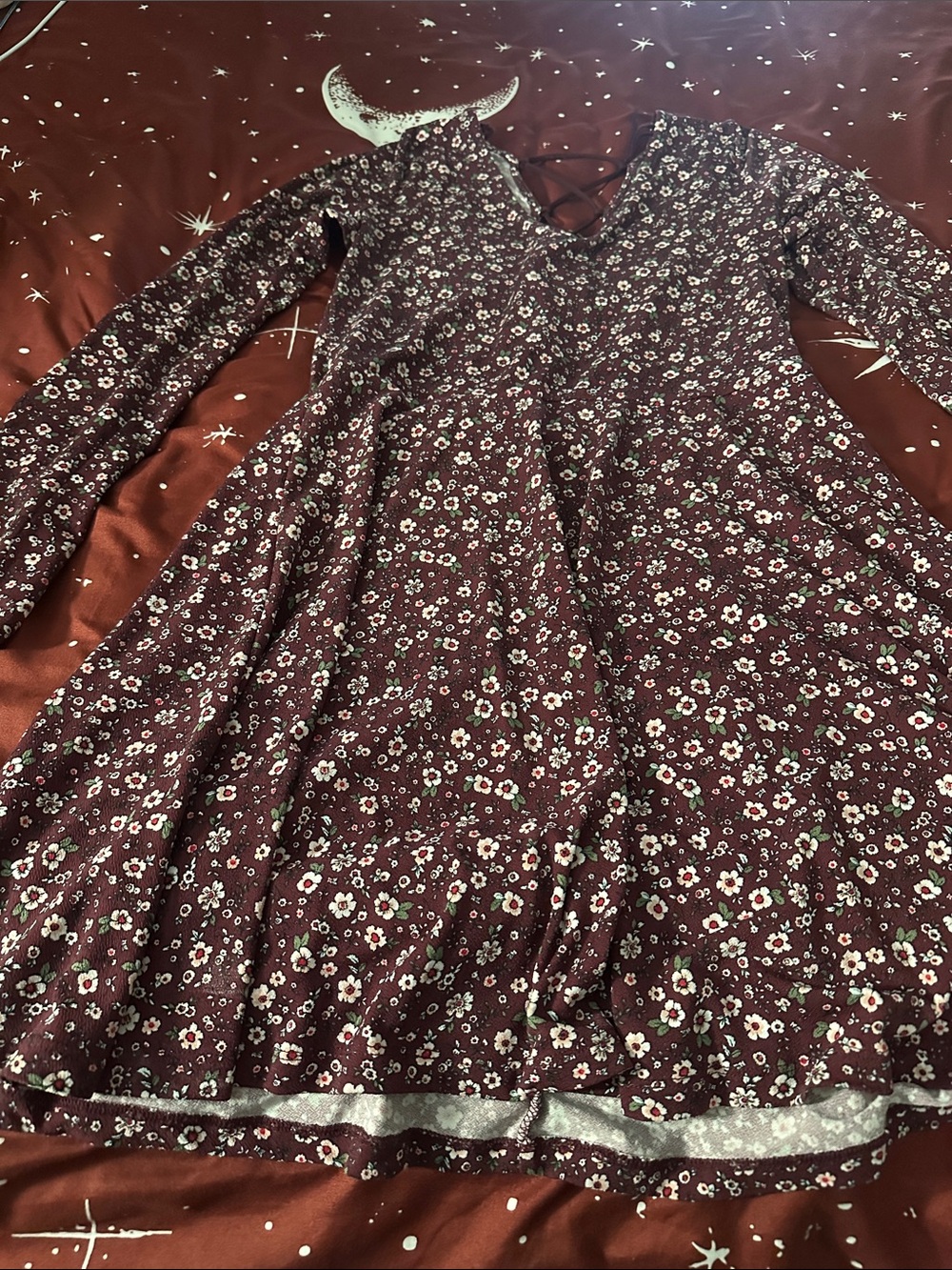 Long Sleeve Floral Lace-Up Dress in Burgundy